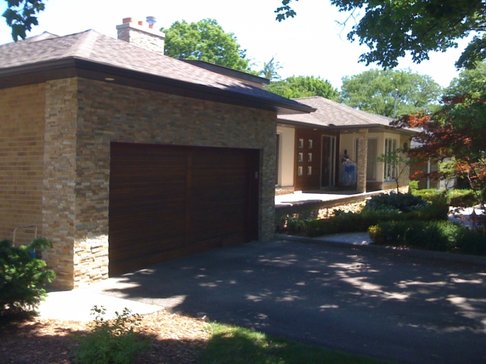 Outback Brown 3D Erthcoverings Exterior Stone Application