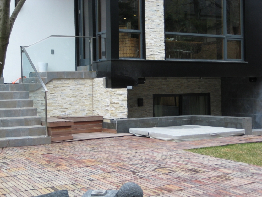 Sydney Yellow 3D Erthcoverings Stone Installation Exterior