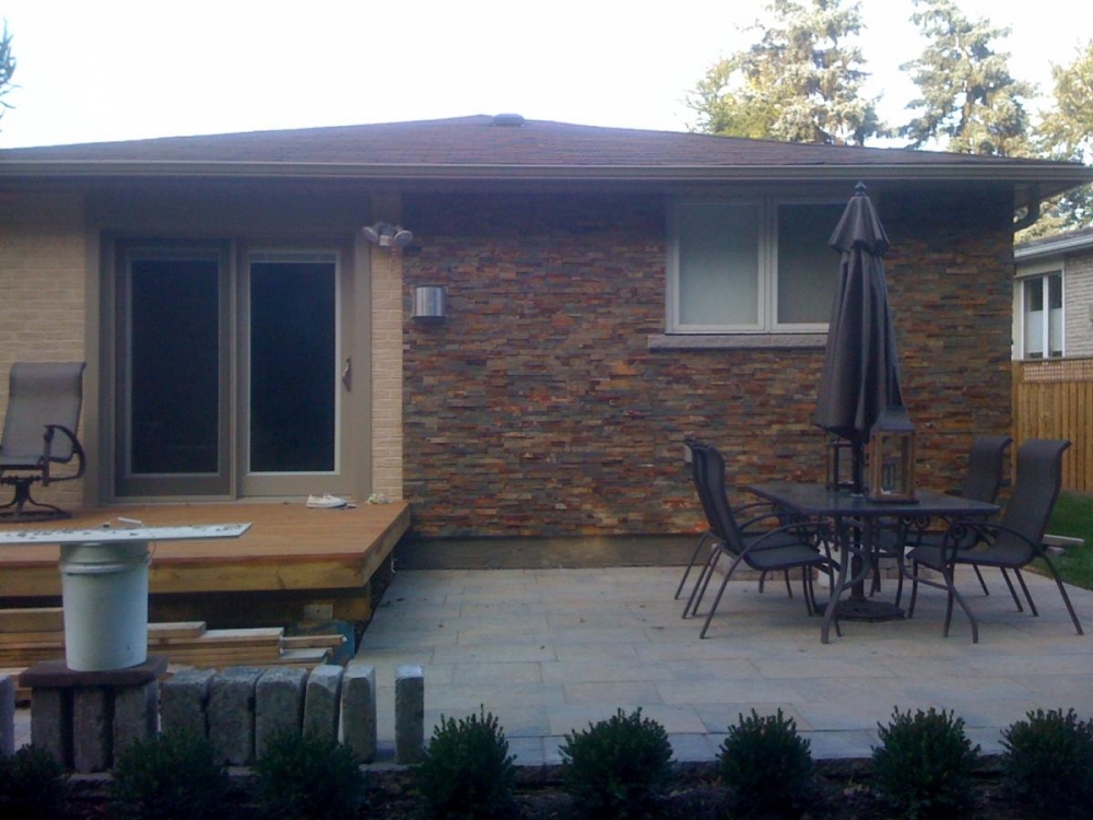 Erthcoverings-Outback-Brown-3D-Natural-Stone-Installation