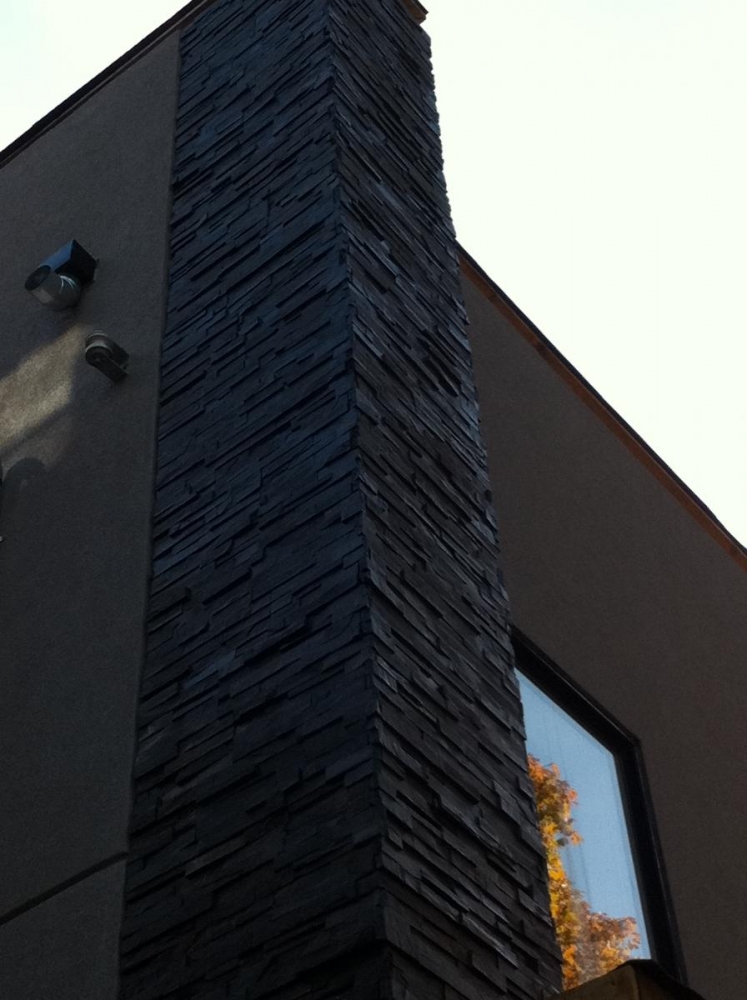 Erthcoverings-Springwood-Black-3D-Exterior-Stone-Cladding
